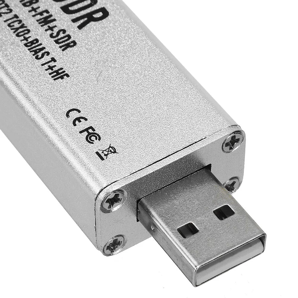 0.1MHz-1.7GHz SDR 0.5 PPM TCXO Compensated High Stability Full Band Software Receiver Aviation Band ADSB RTL2832U   R820T2 with Antenna