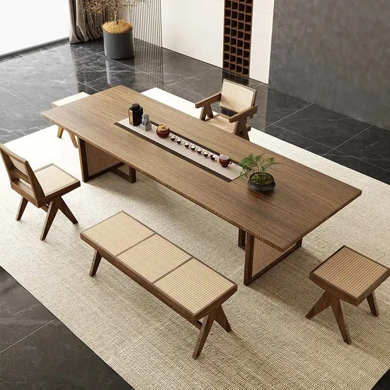 Alterum Dining Table