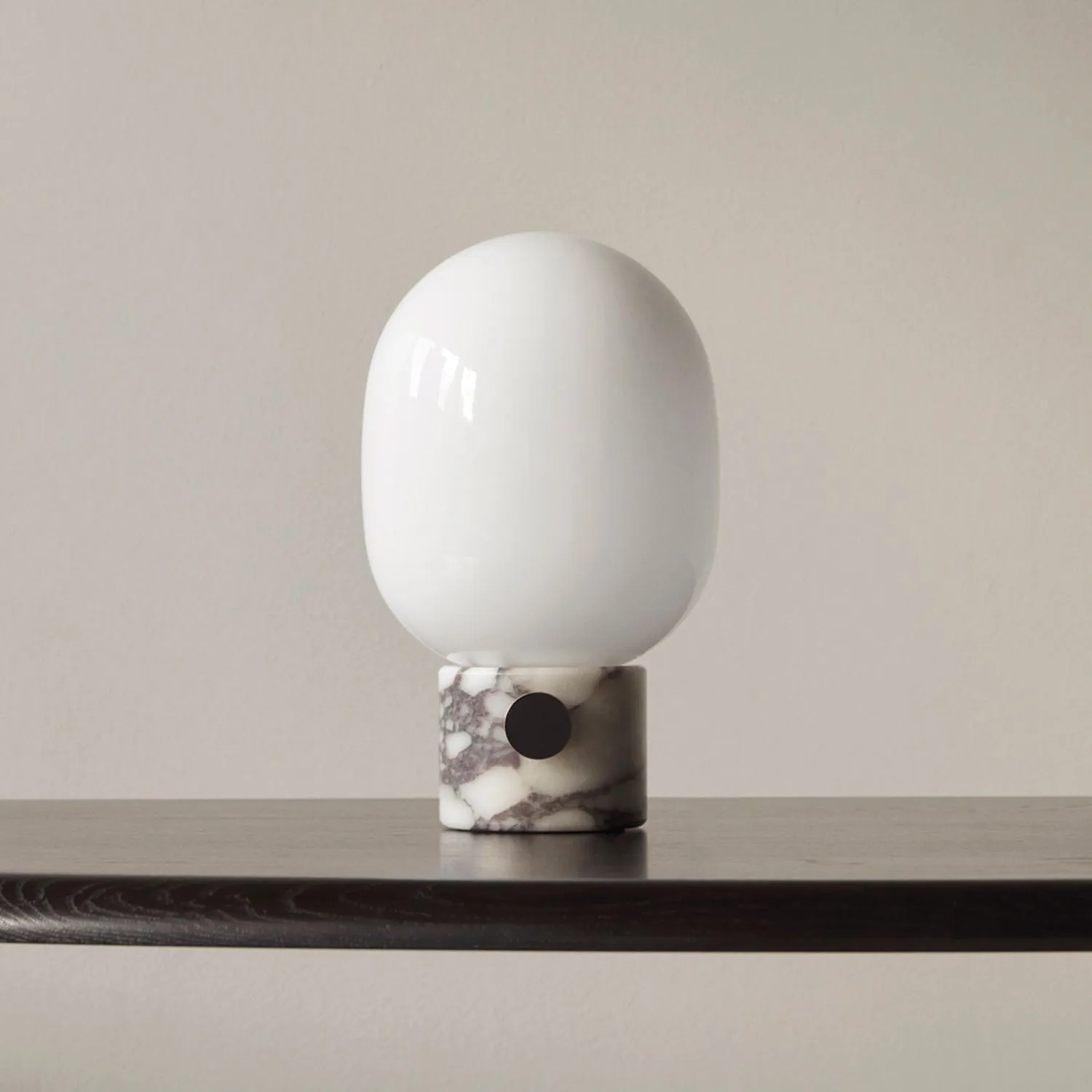 audo copenhagen (menu) | jwda table lamp large | rose calacatta viola marble