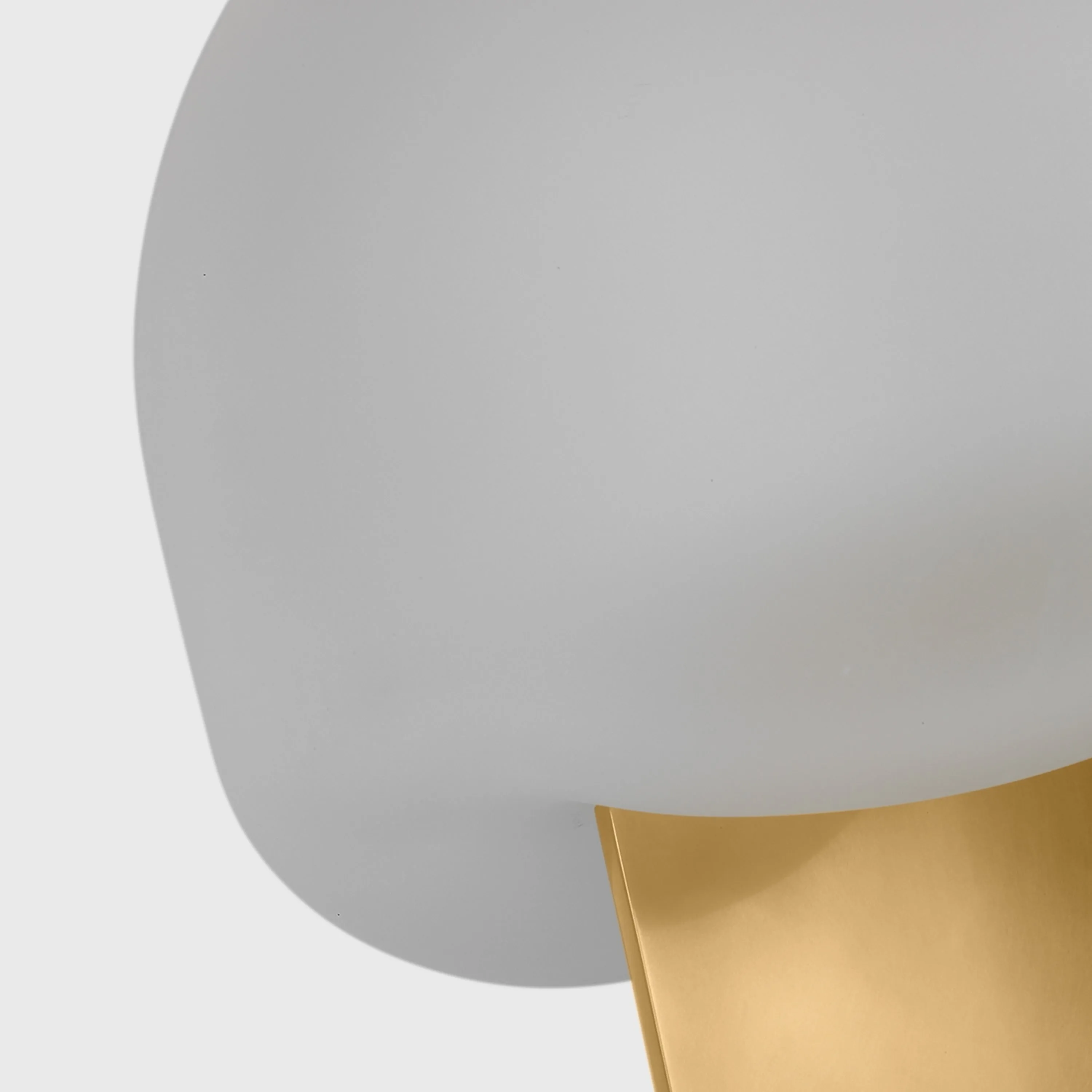 Fio LED Table Lamp