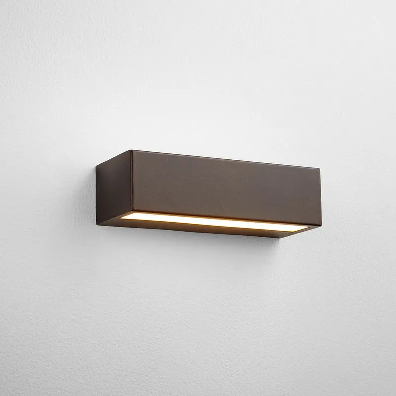 Maia Outdoor Wall Light