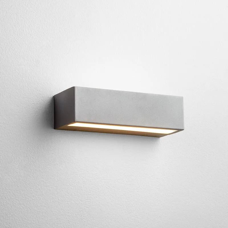 Maia Outdoor Wall Light