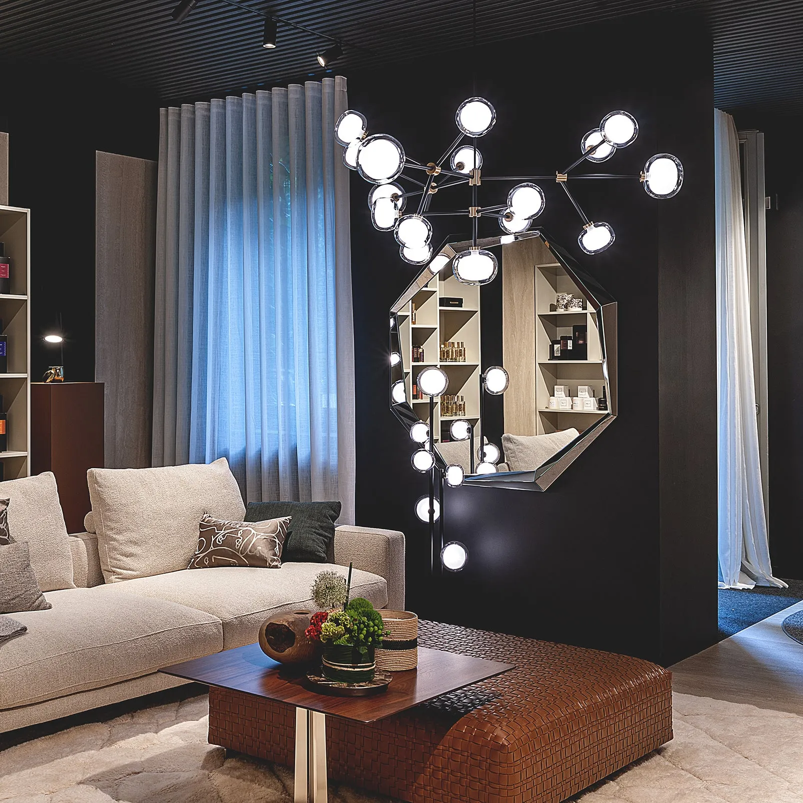 Nabila Chandelier