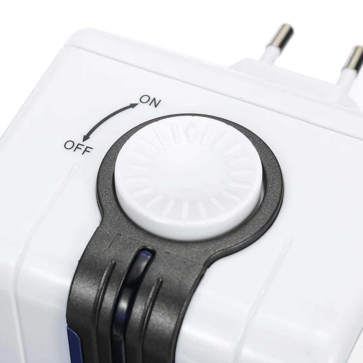 New Electronic Portable Negative Ion Air Purifier Purify Air Kill Bacteria for Home Office