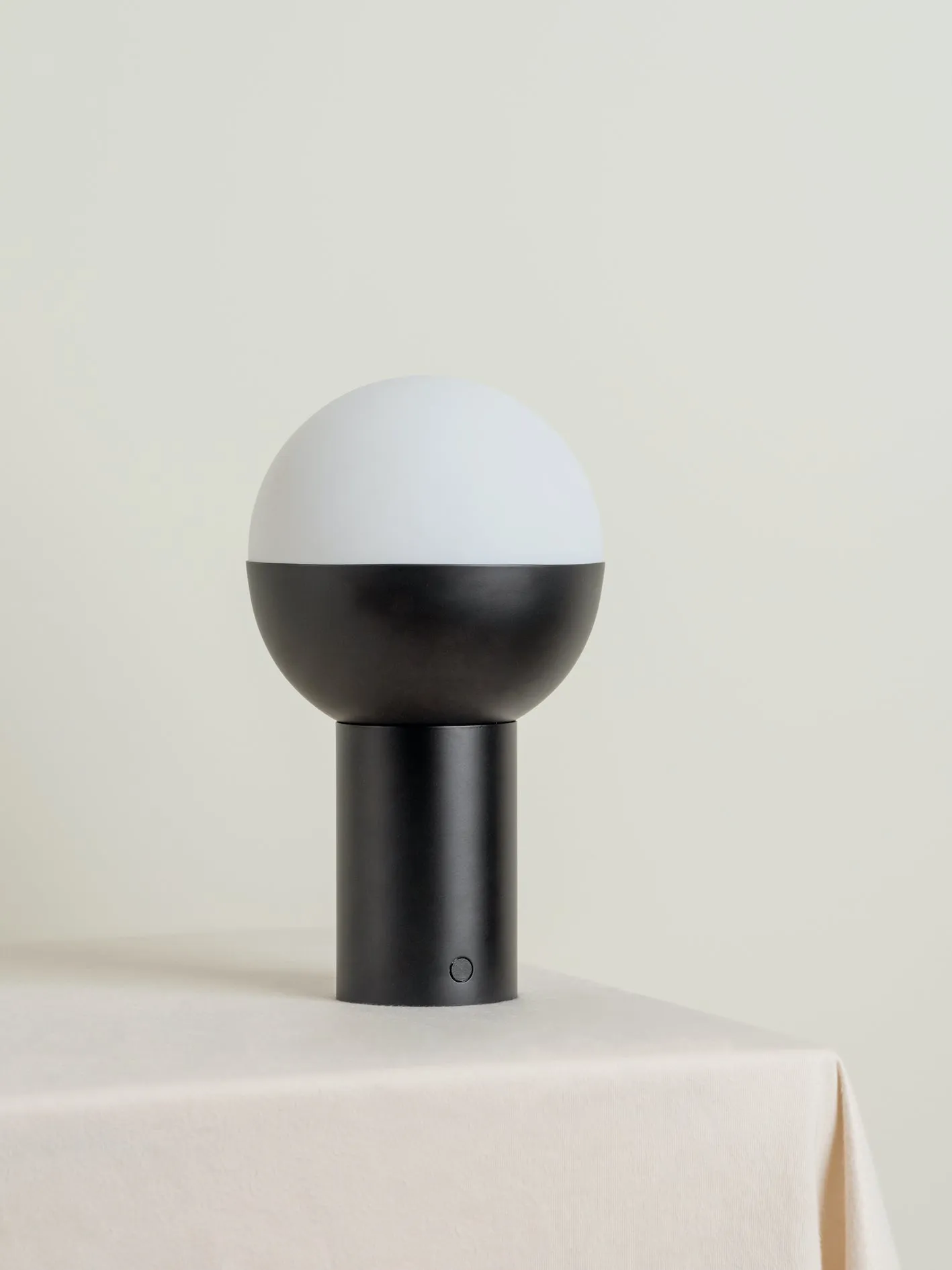 Roma - 1 light matt black and opal rechargeable table lamp