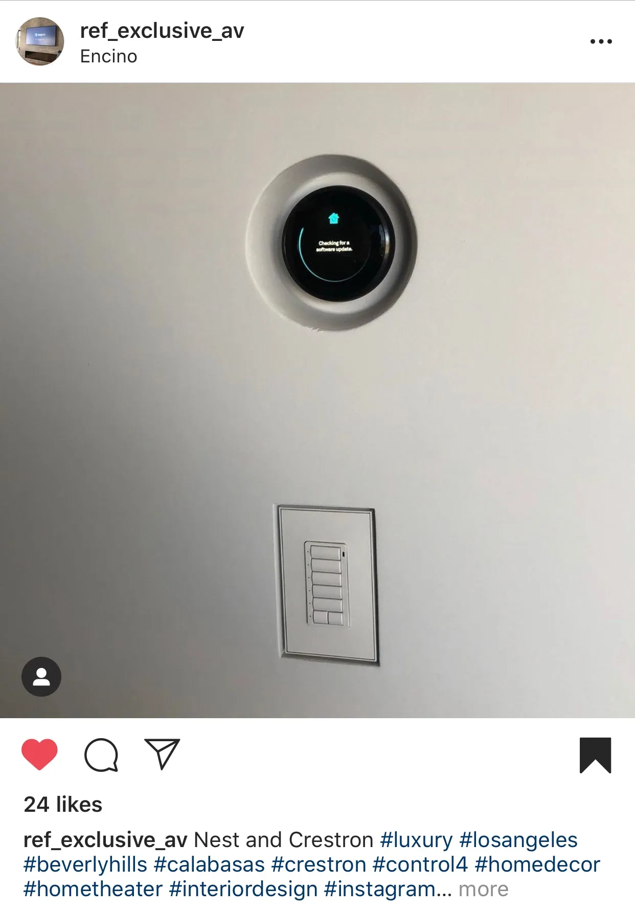 SLN-TSU-500 R1 Nest Universal Flush In-Wall Mount
