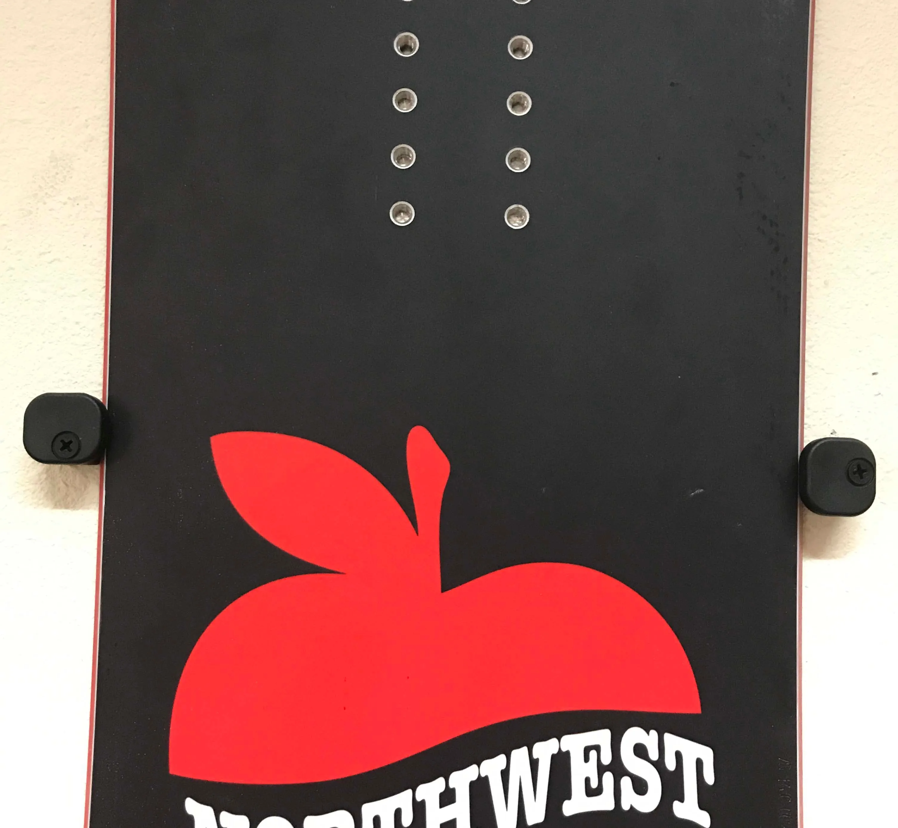 Snowboard Offset Mounts Wall Hanging System / for One Board
