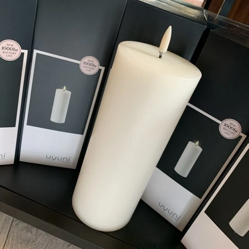 Uyuni Pillar Candle LED White (L)